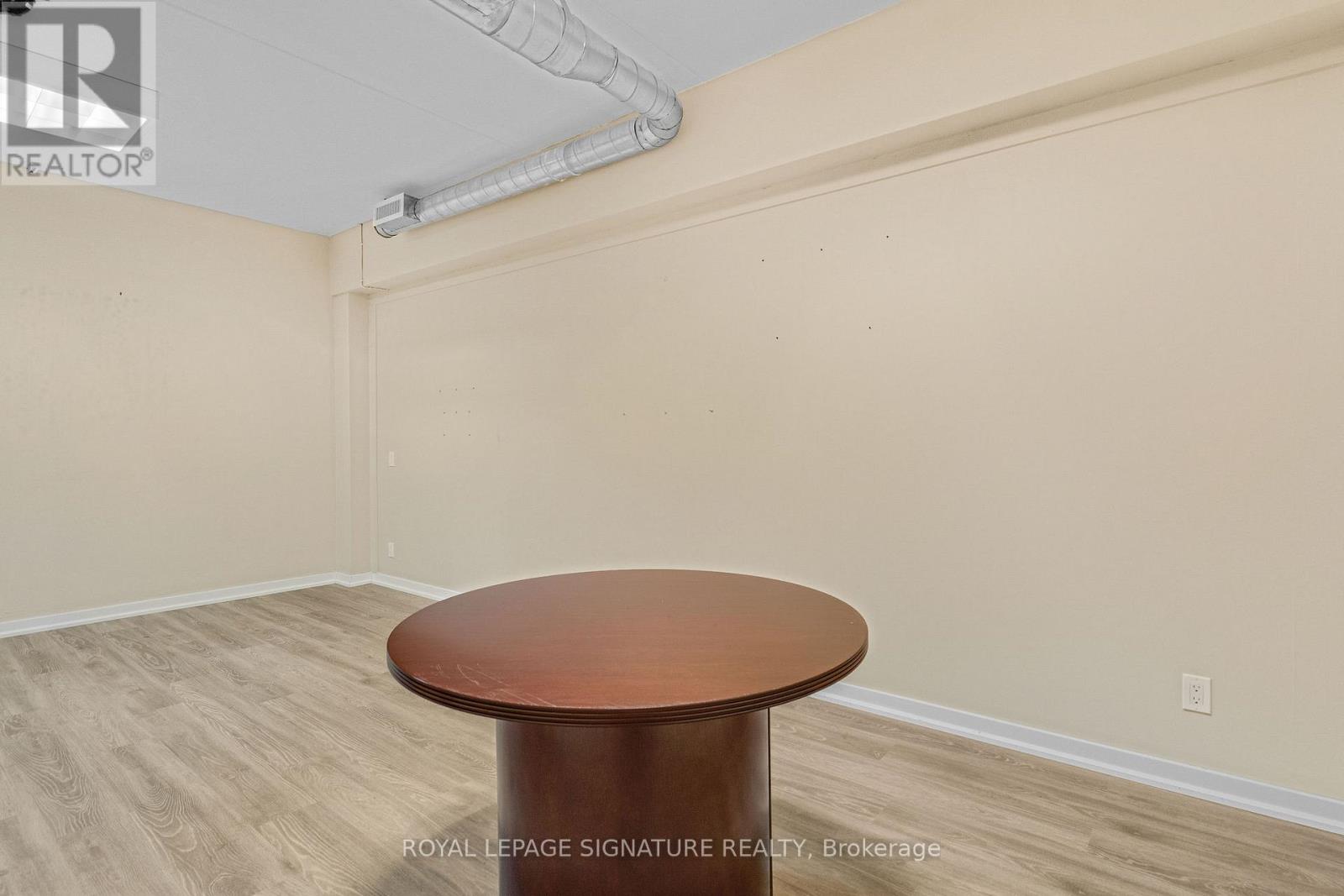 Suite 1 - 126 Trafalgar Road Property Photo 23