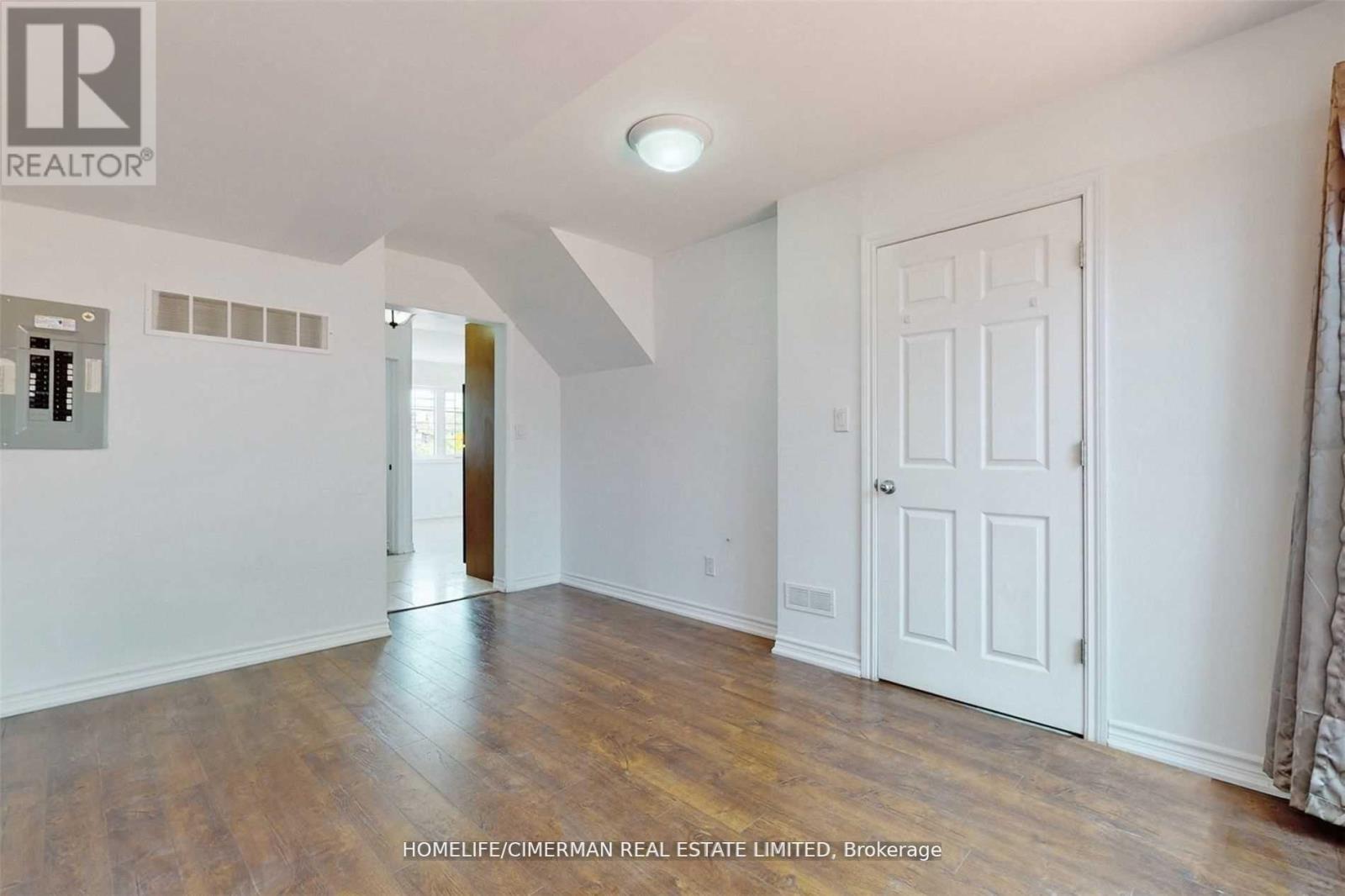 61 Scarlett Road Property Photo 14