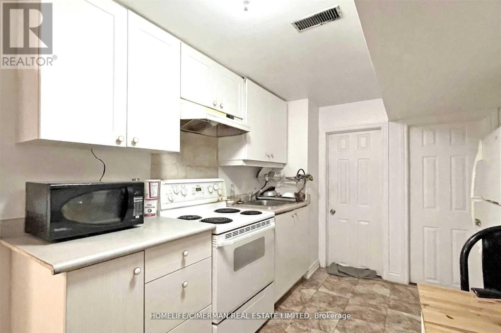 61 Scarlett Road Property Photo 24