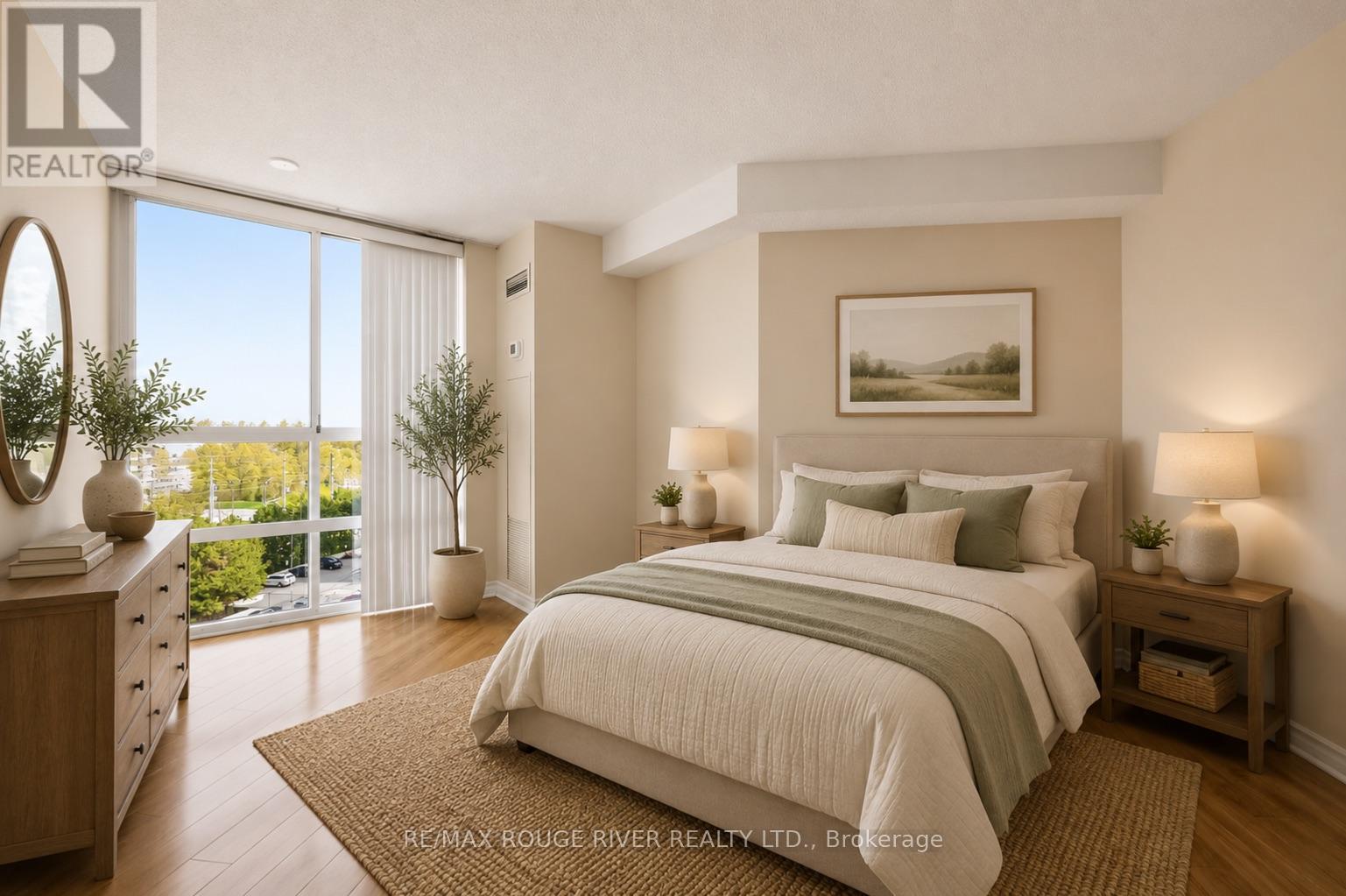 1008 - 3650 Kaneff Crescent Property Photo 9