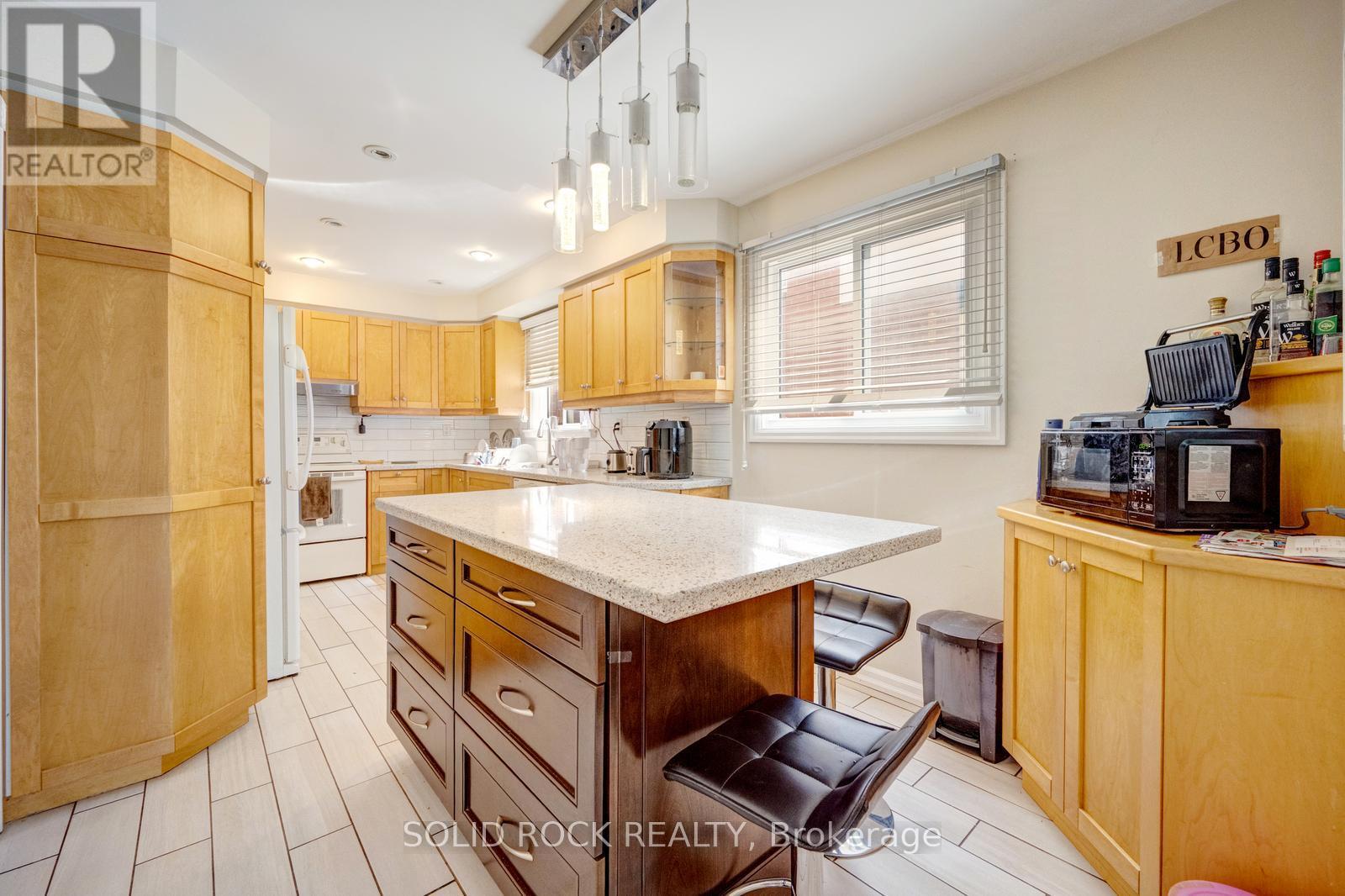 60 Martindale Crescent Property Photo 4