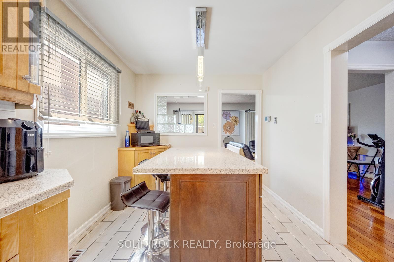60 Martindale Crescent Property Photo 8