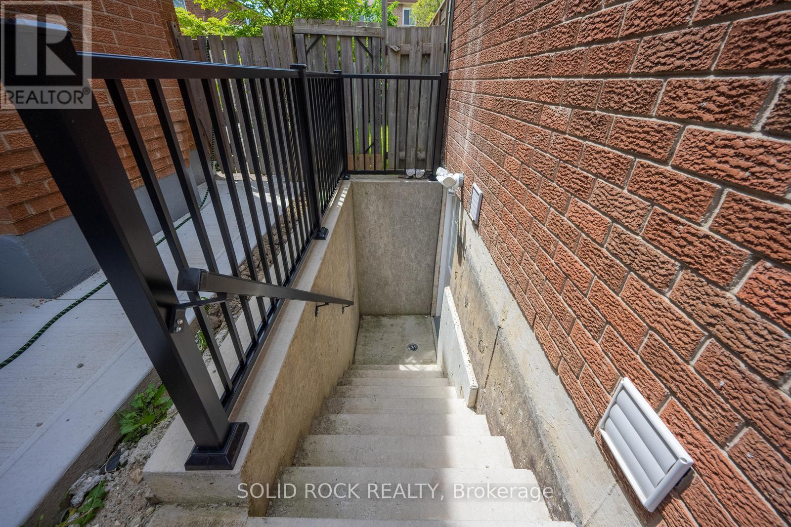 60 Martindale Crescent Property Photo 37
