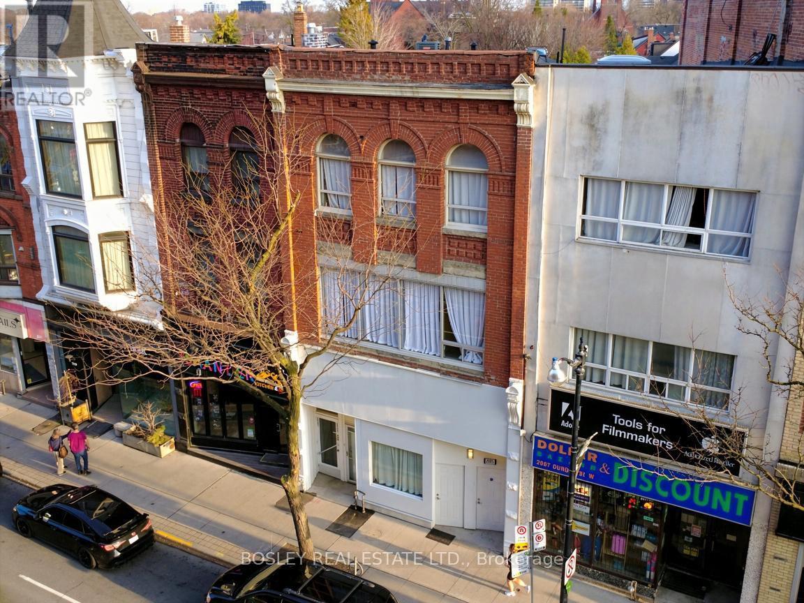 2963 Dundas Street W Property Photo 3