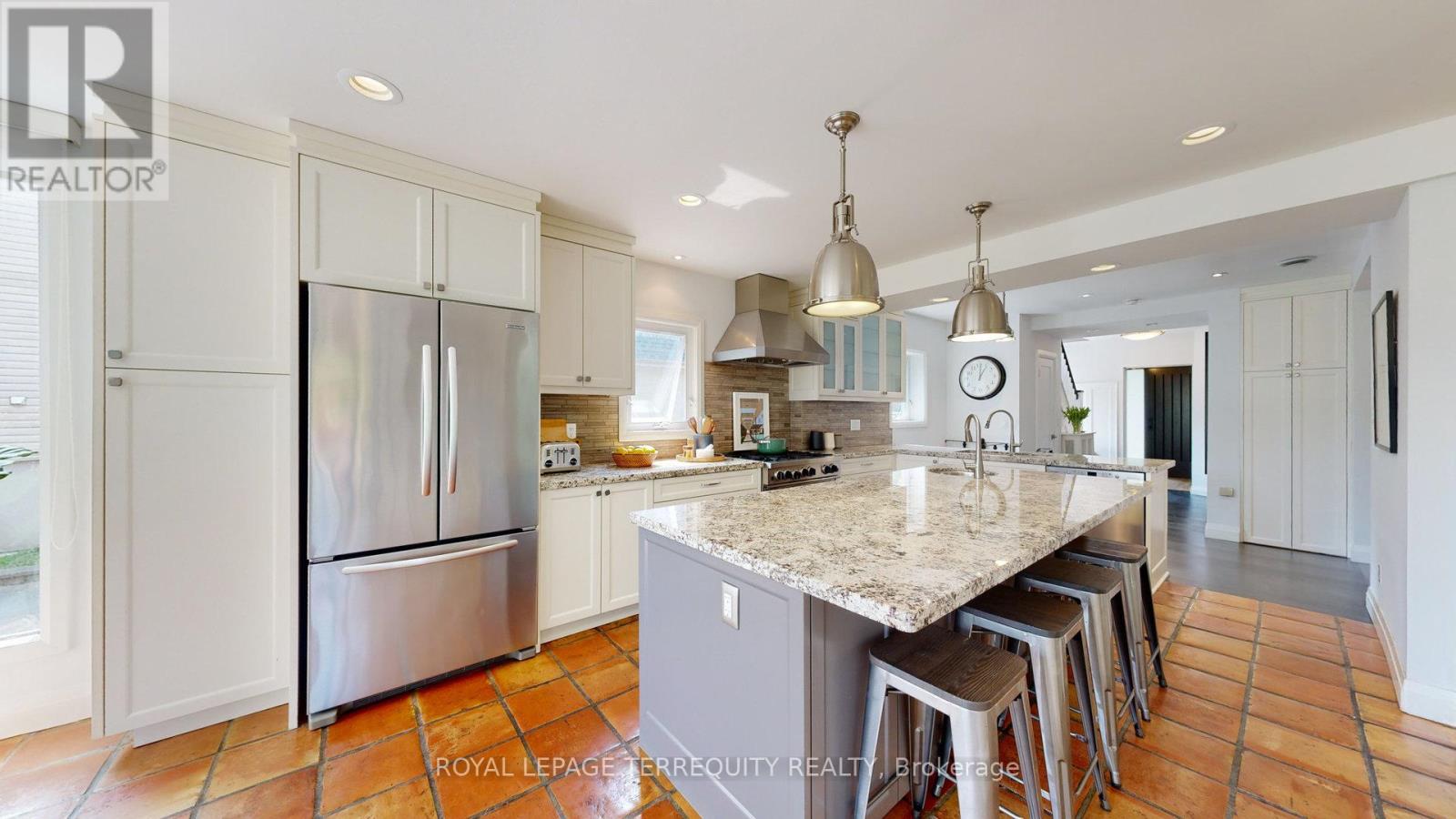 65 Burnhamthorpe Crescent Property Photo 21