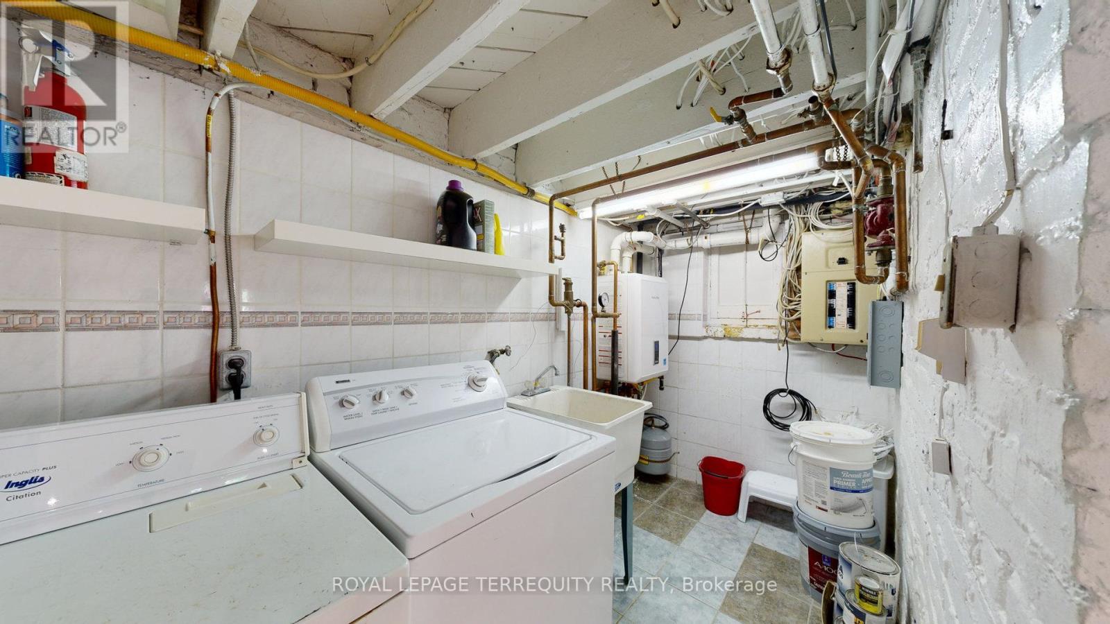 65 Burnhamthorpe Crescent Property Photo 40