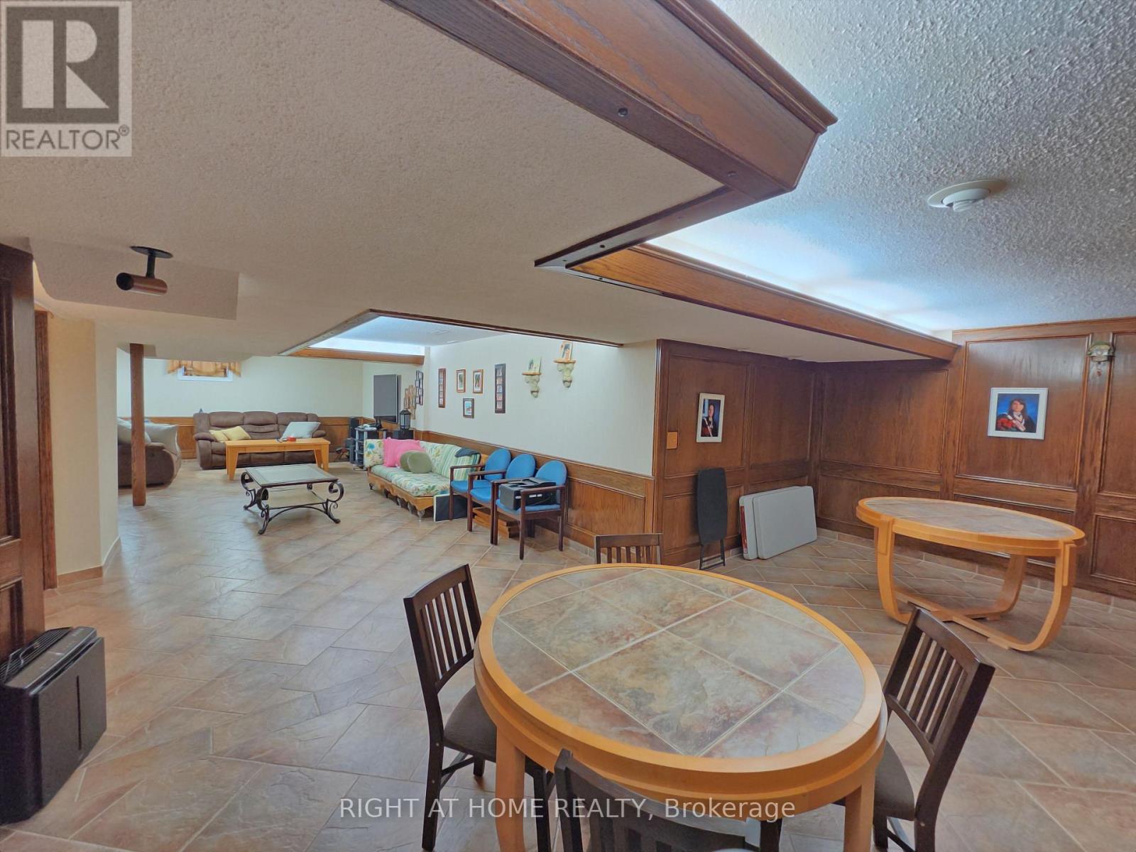 2428 Old Carriage Road Property Photo 35