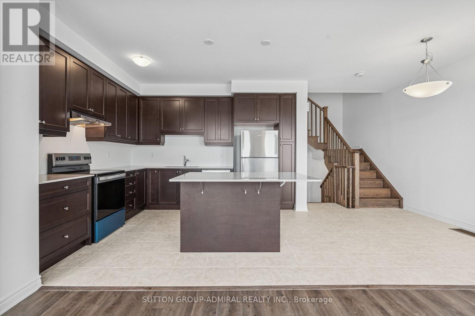 48 Elmer Moss Avenue Property Photo 10