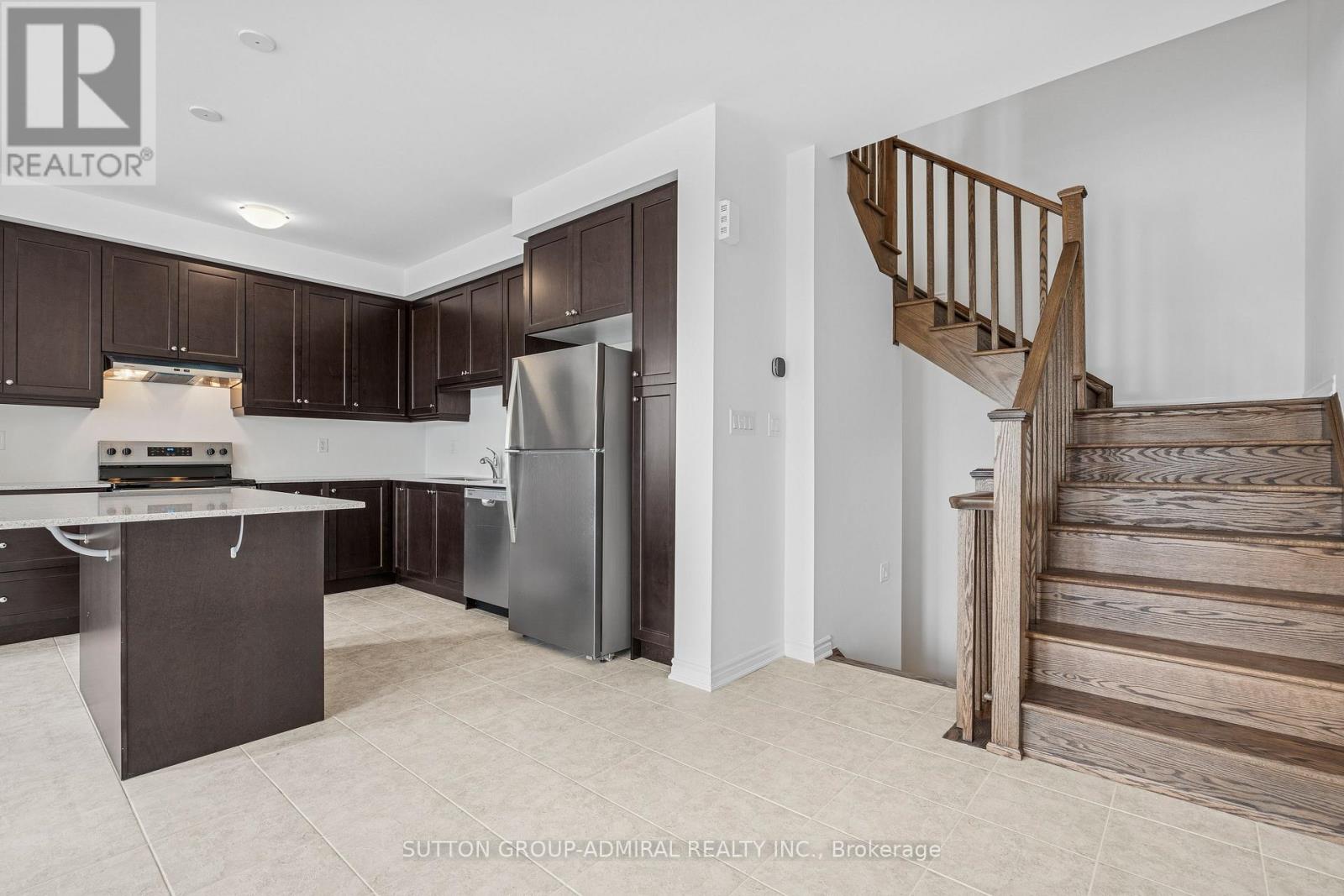 48 Elmer Moss Avenue Property Photo 14