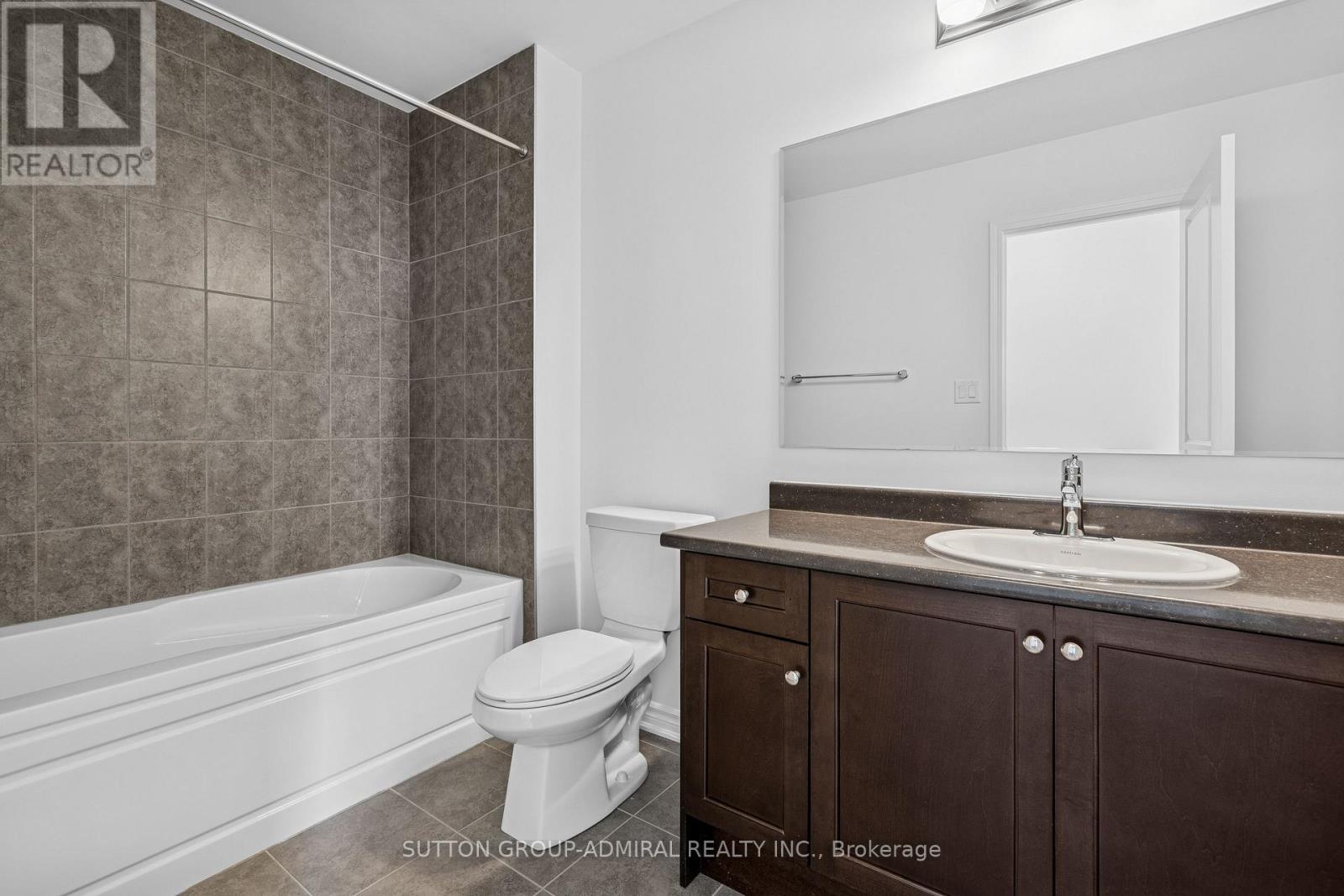 48 Elmer Moss Avenue Property Photo 25