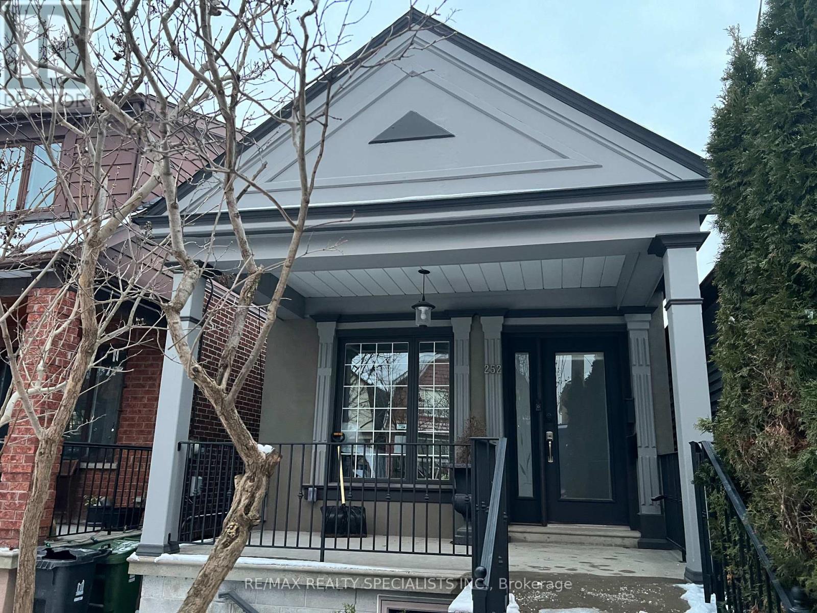252 EARLSCOURT AVENUE