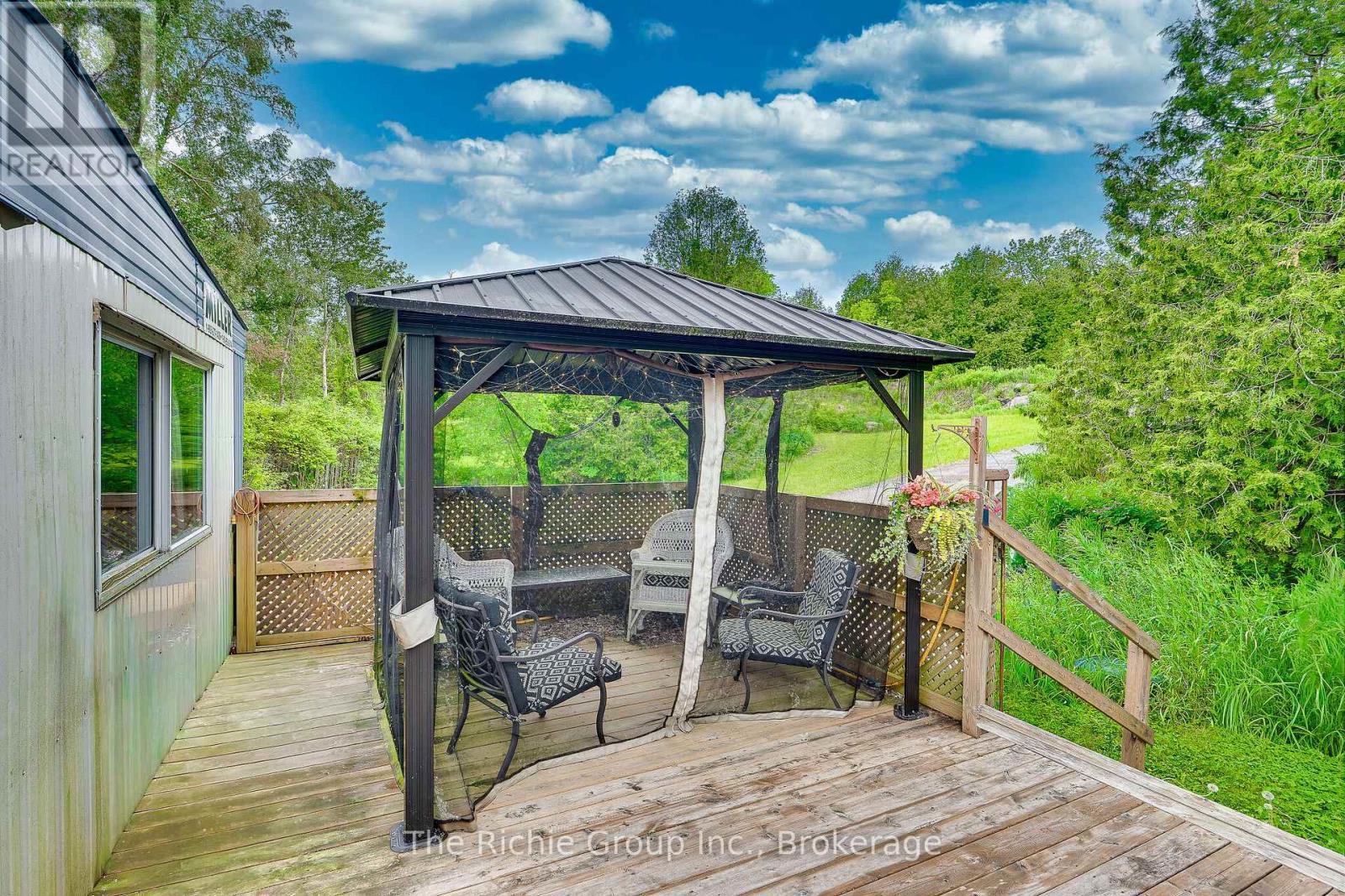 18023 Horseshoe Hill Road Property Photo 9