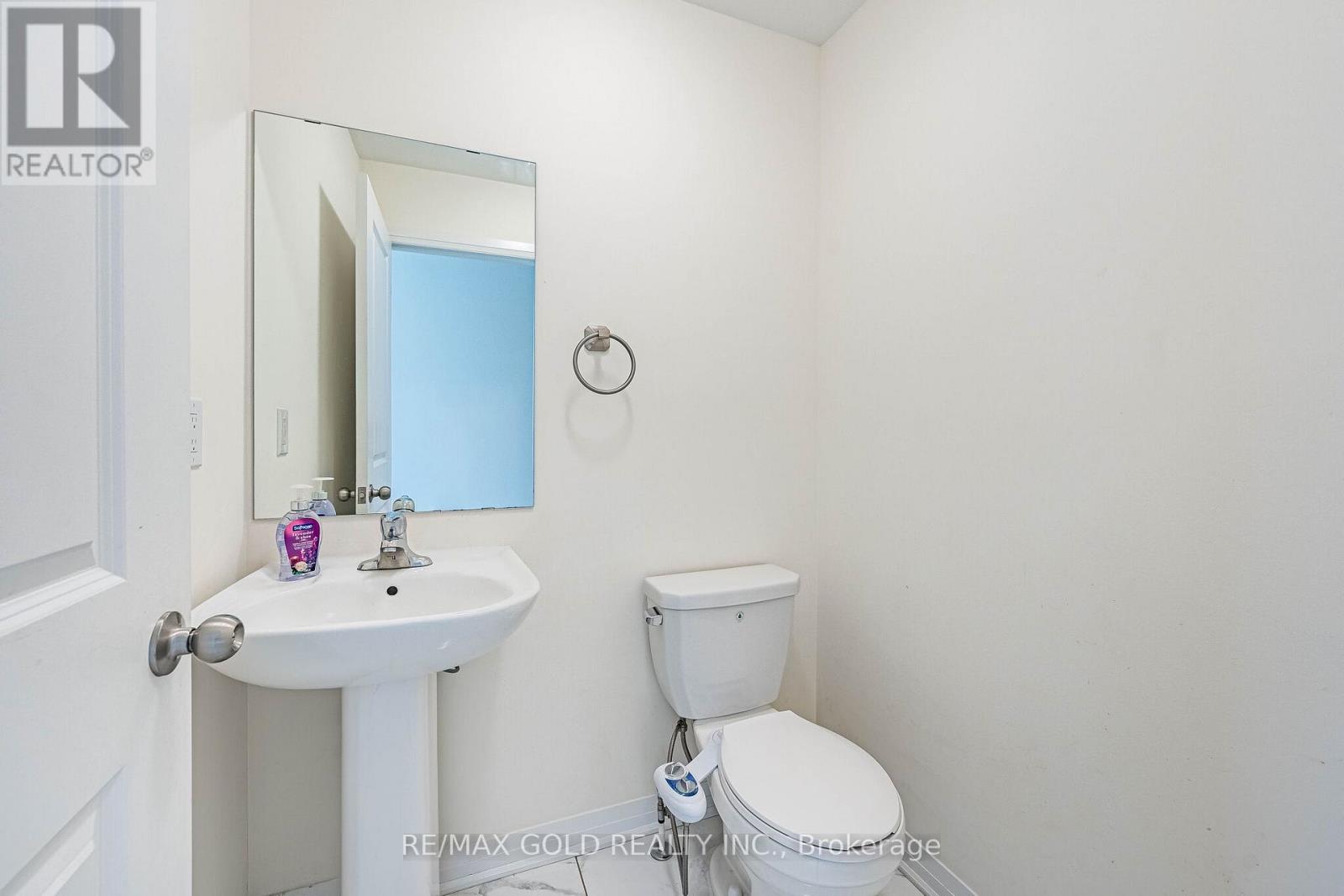 16 Brixham Lane Property Photo 22