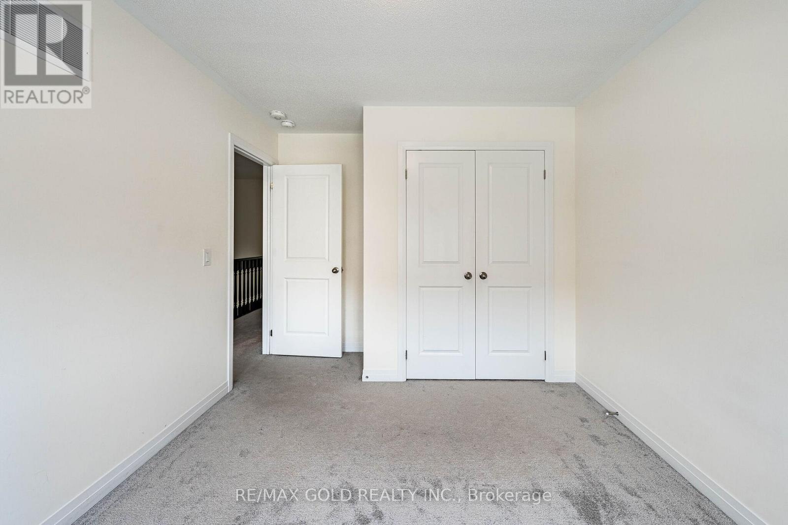 16 Brixham Lane Property Photo 34