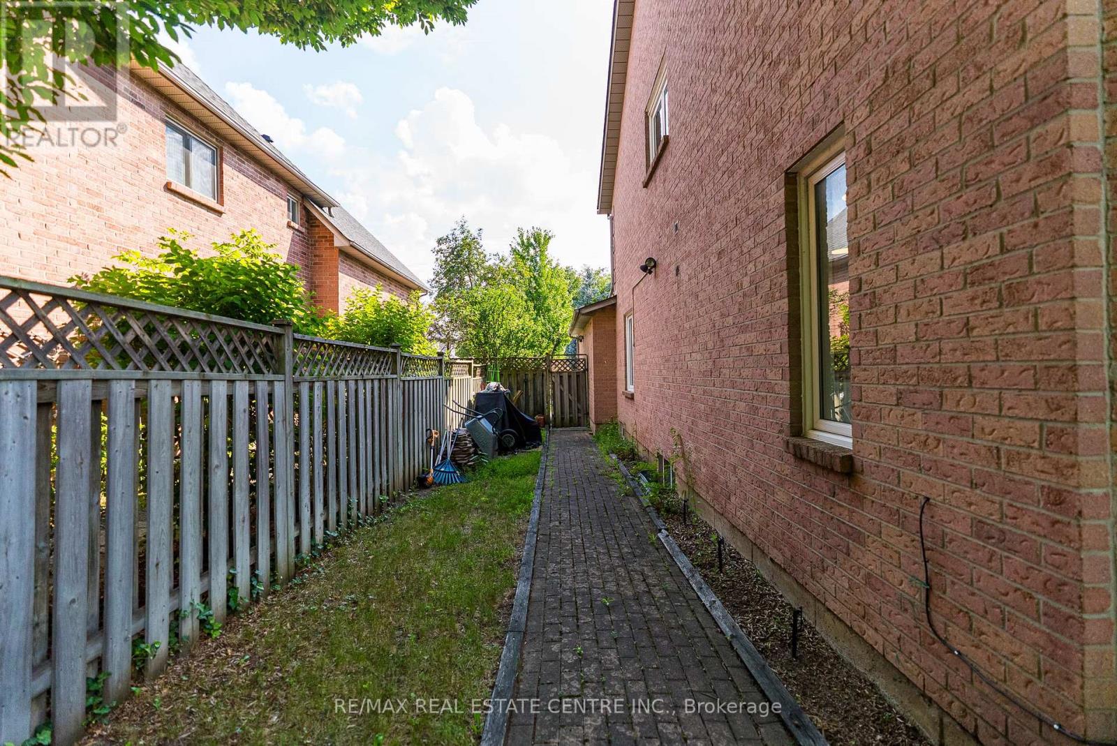 4623 Hewicks Lane Property Photo 49