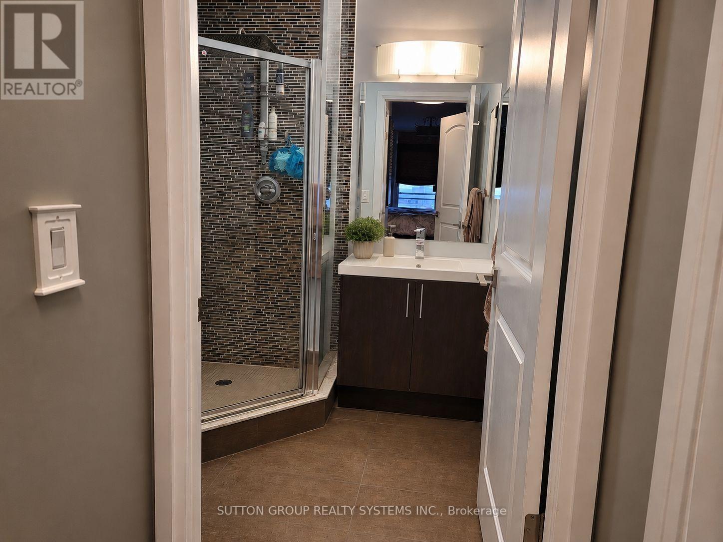 Ph11 - 1070 Sheppard Avenue W Property Photo 29