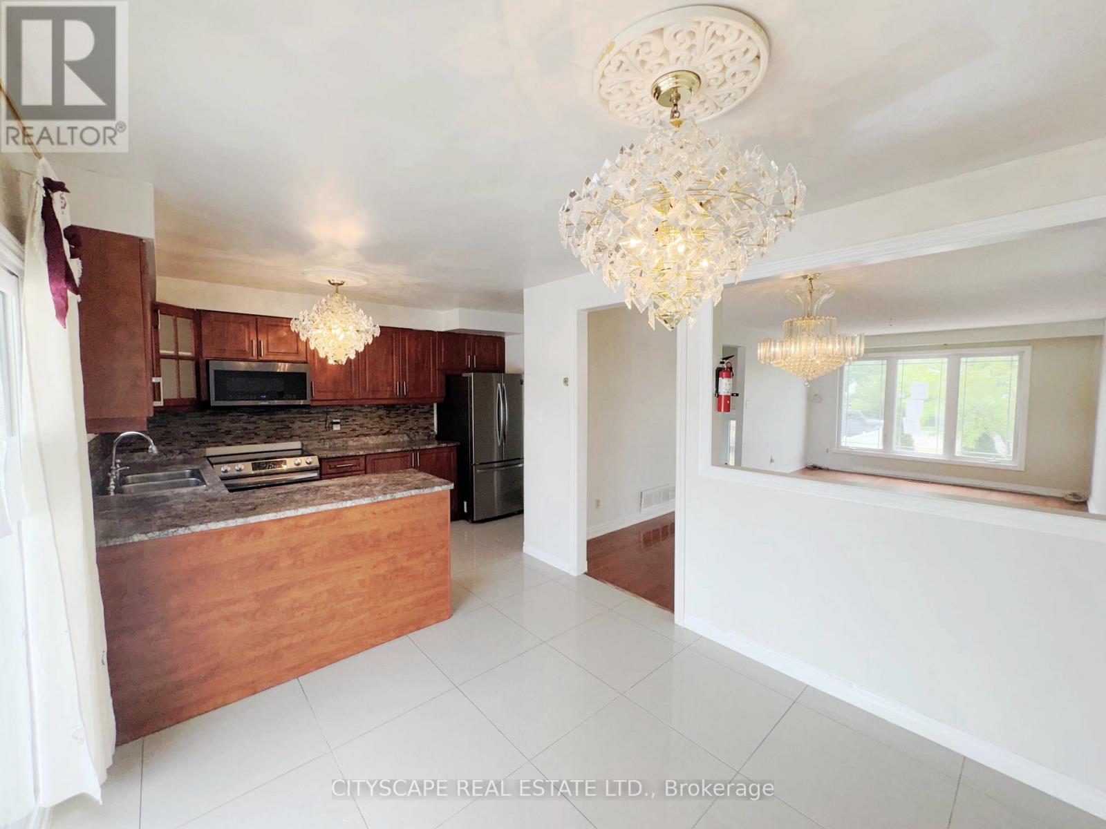 3720 Brandon Gate Drive Property Photo 17