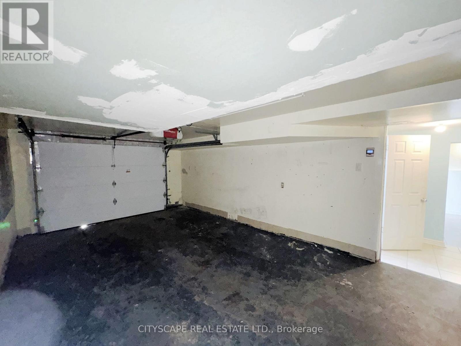 3720 Brandon Gate Drive Property Photo 43