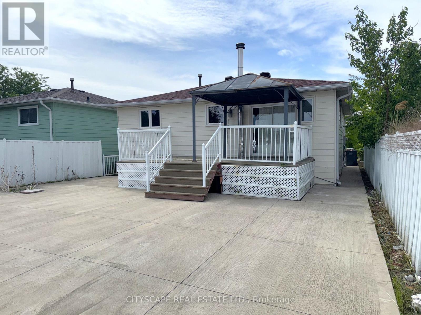 3720 Brandon Gate Drive Property Photo 49