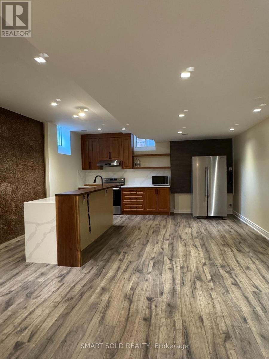 2374 ROBMAR DRIVE Property Photo 1