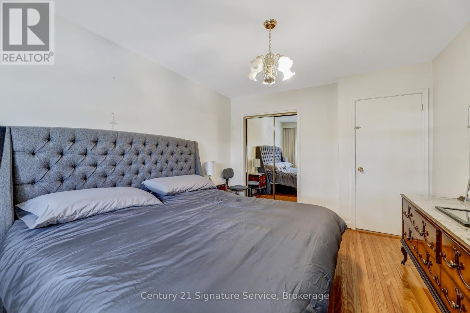 8026 Mayfield Road Property Photo 18