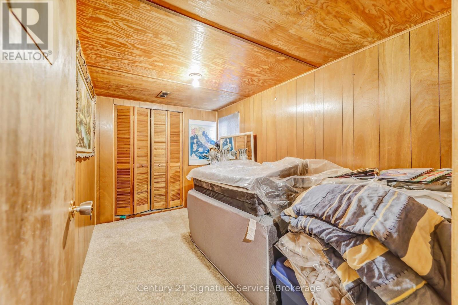 8026 Mayfield Road Property Photo 37