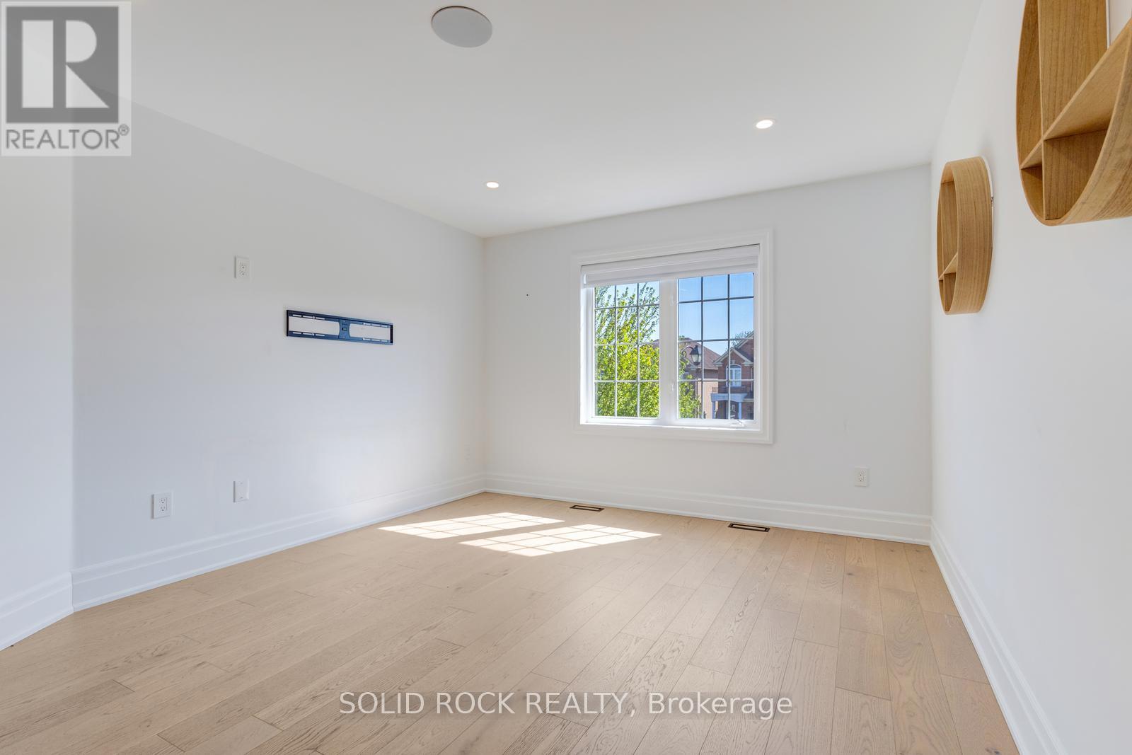 75 Tarquini Crescent Property Photo 18
