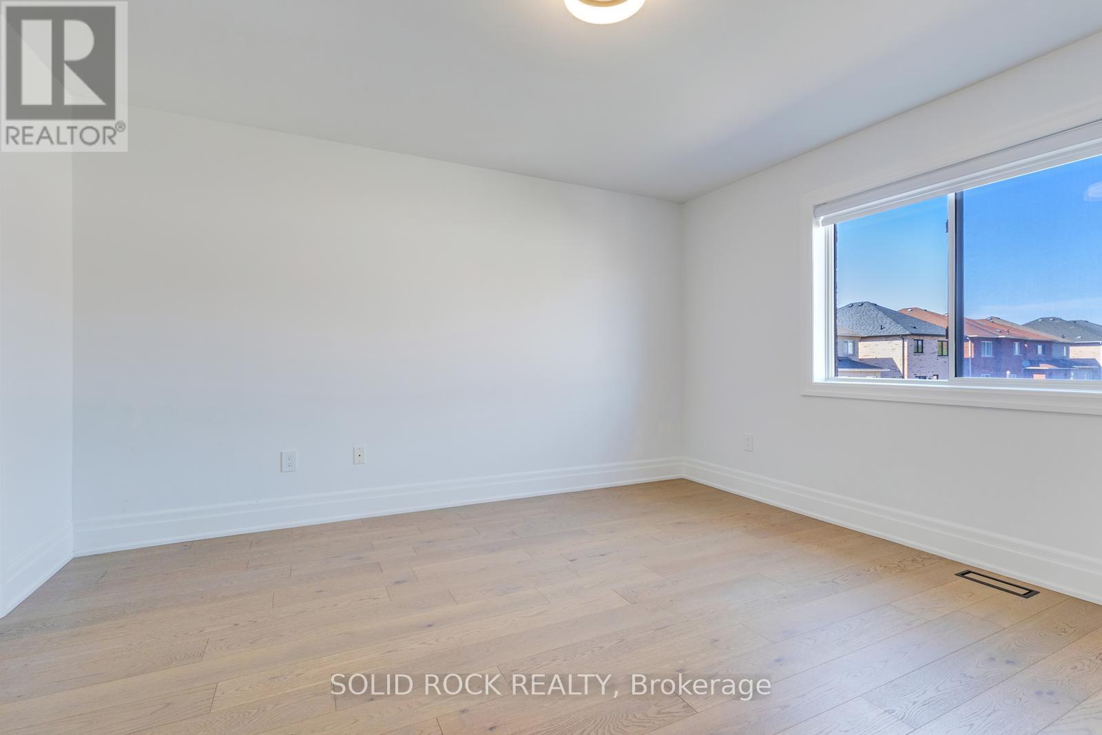 75 Tarquini Crescent Property Photo 25