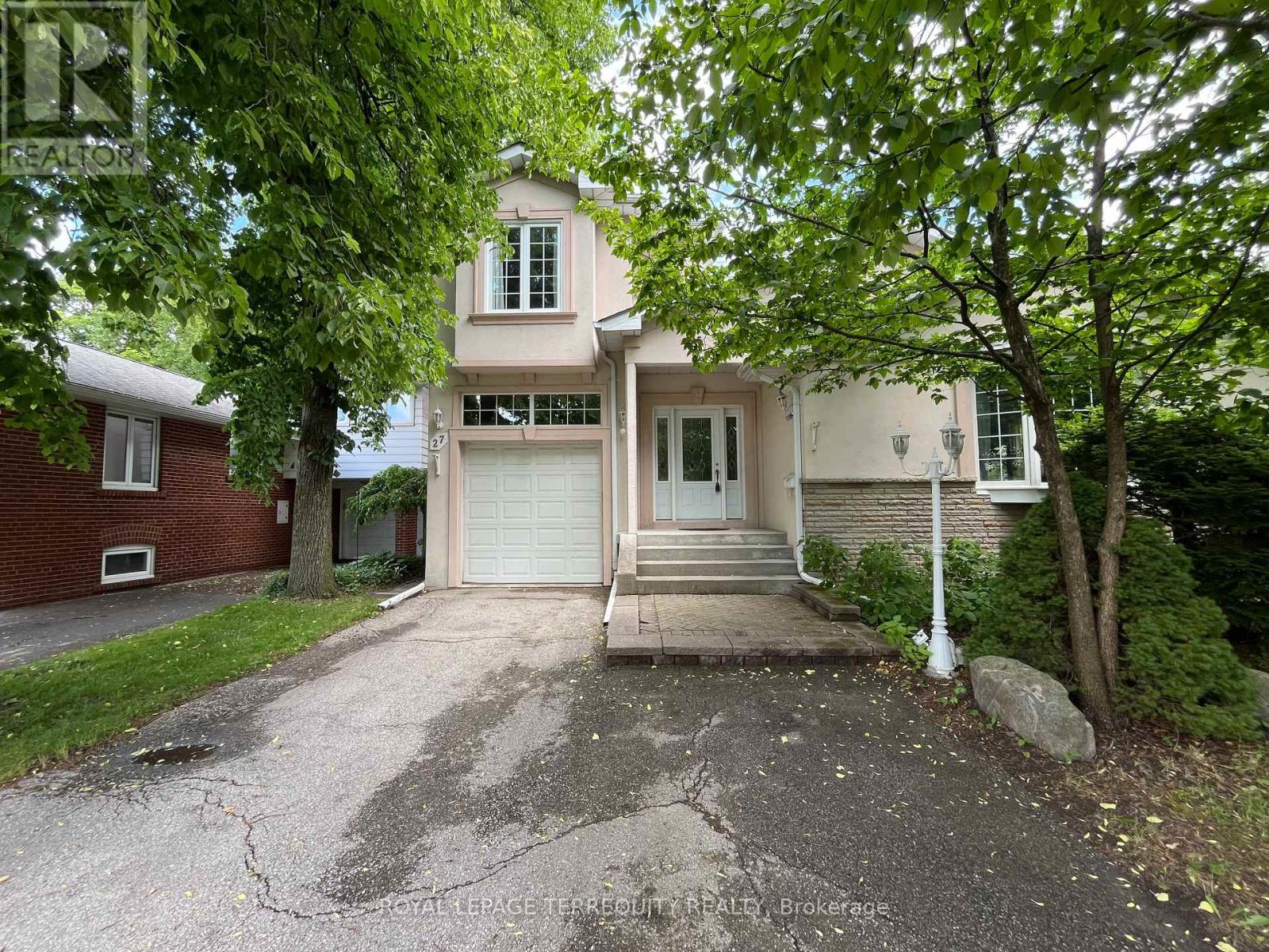 27 Shadwick Drive Property Photo 1