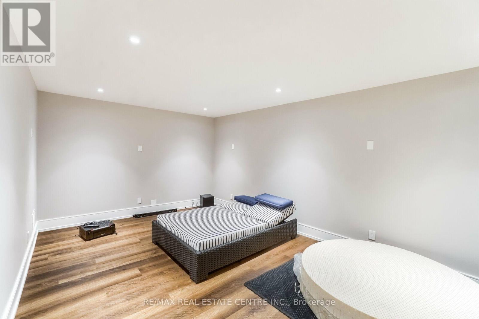 3118 Given Road Property Photo 44