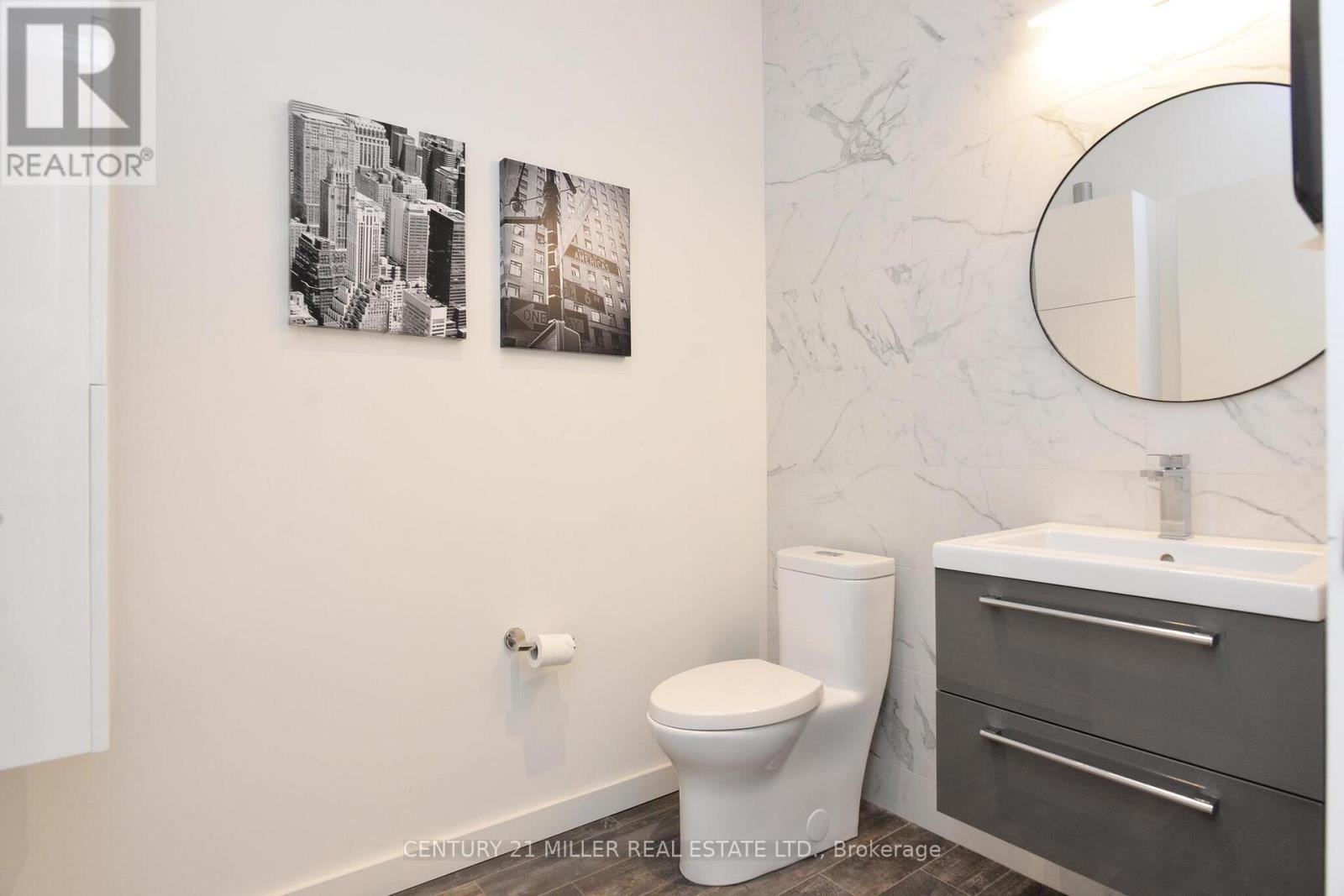 15 & 16 - 225 Speers Road Property Photo 32