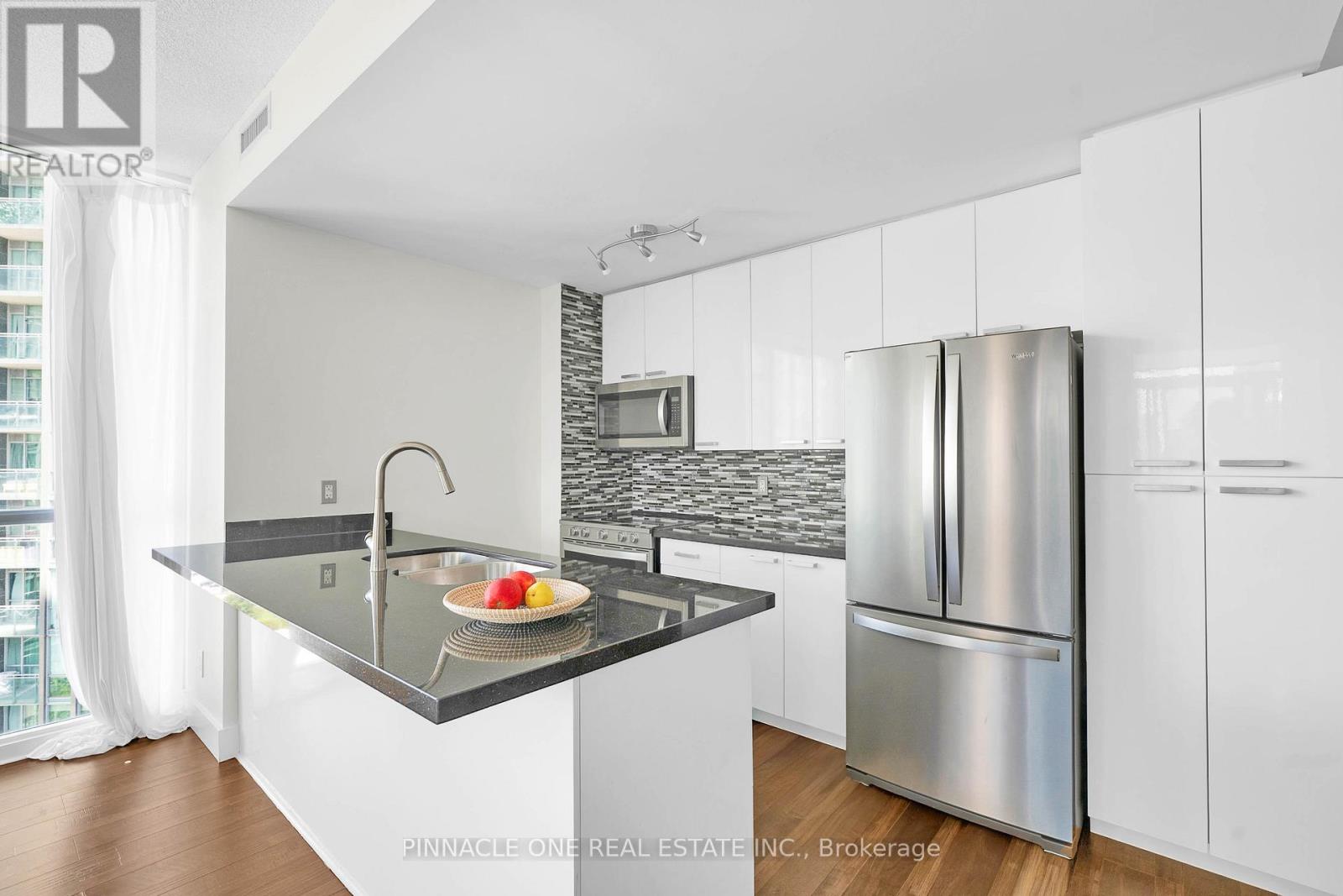 1712 - 223 Webb Drive Property Photo 17