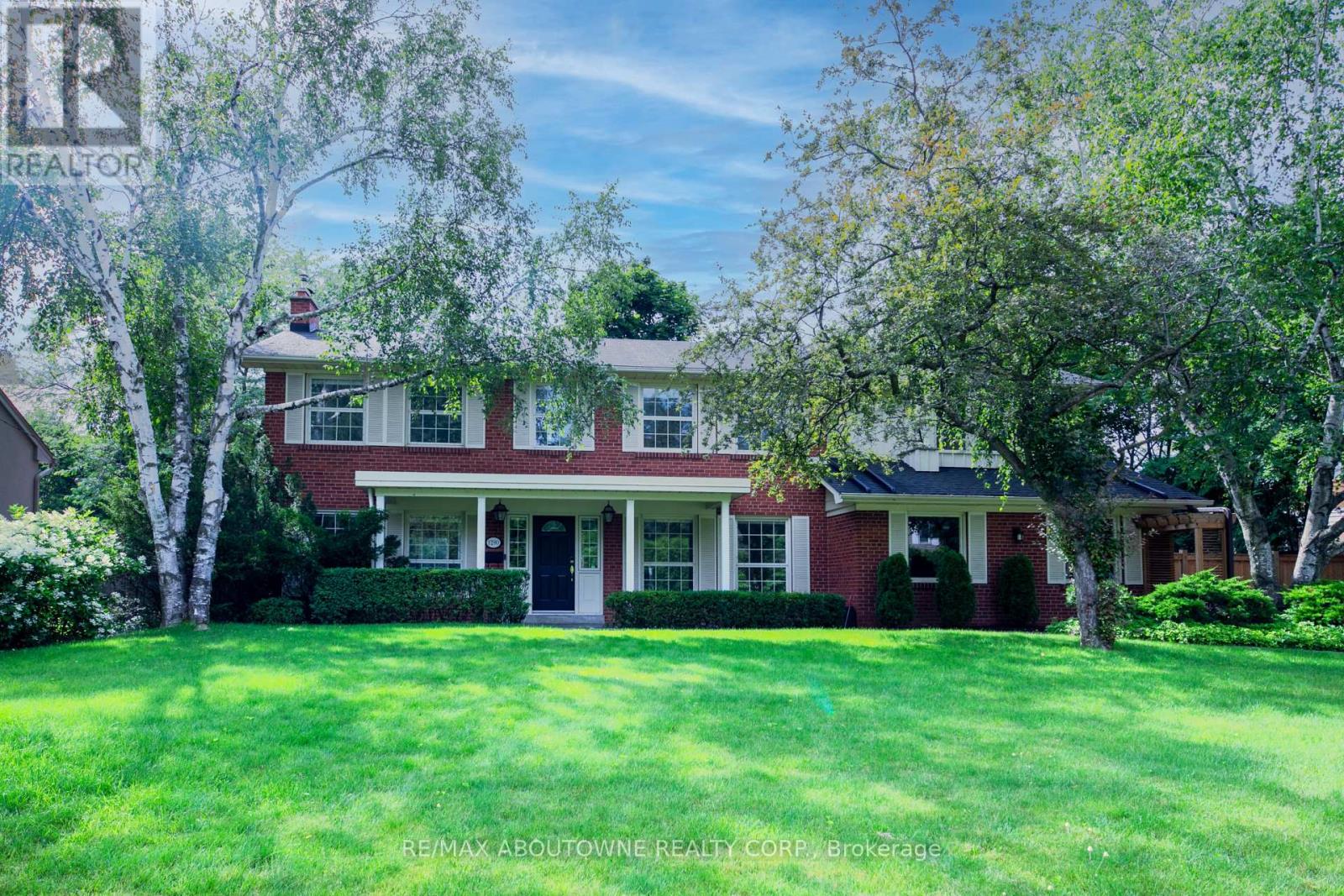1290 BRAESIDE DRIVE