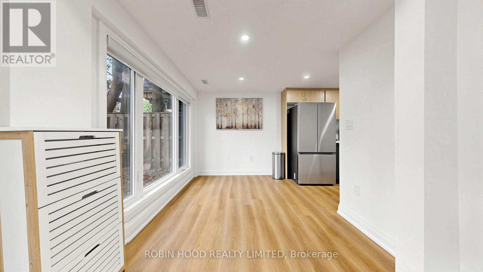 Garden Suite - 8 Laxton Avenue Property Photo 5