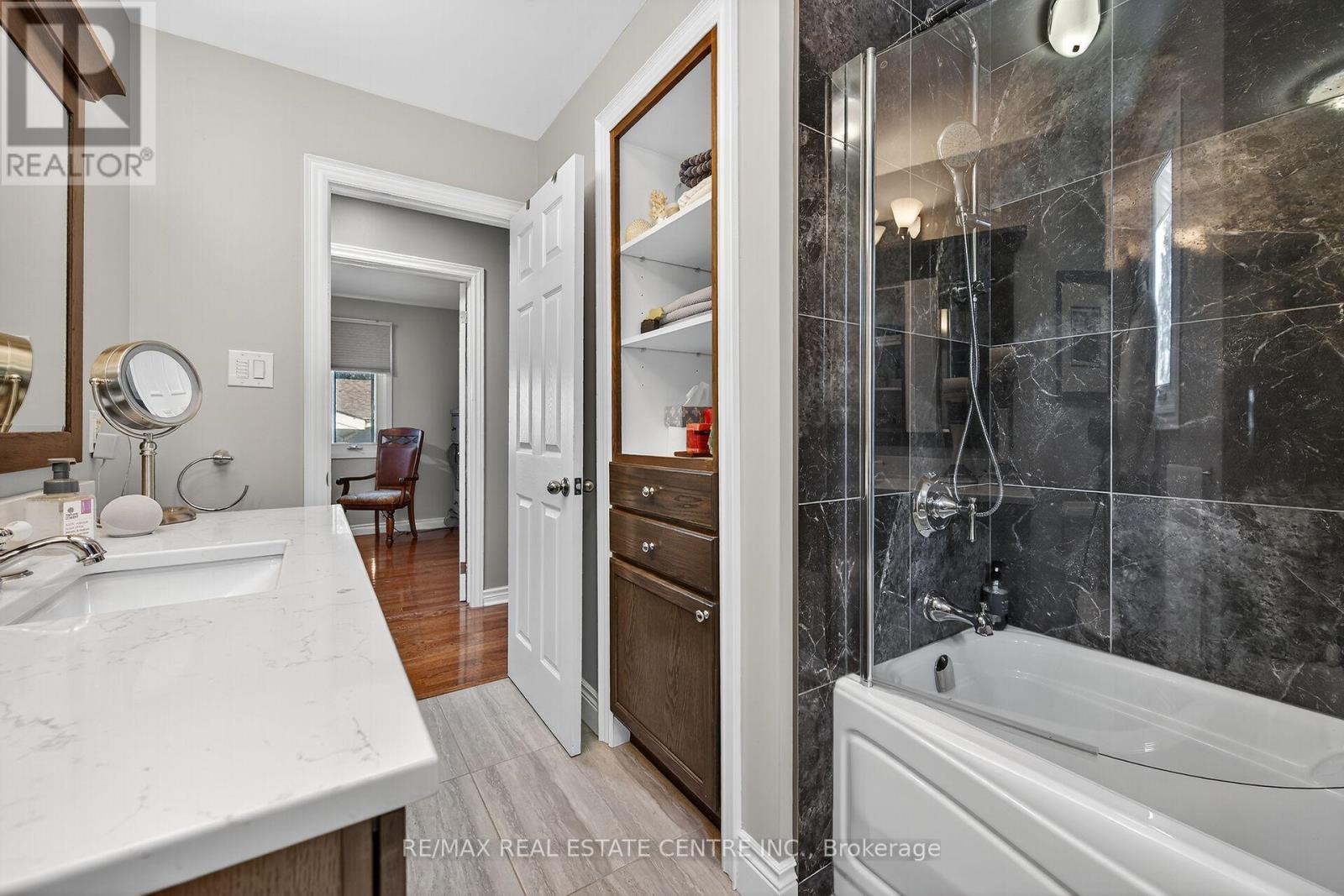 5590 Blind Line Property Photo 21