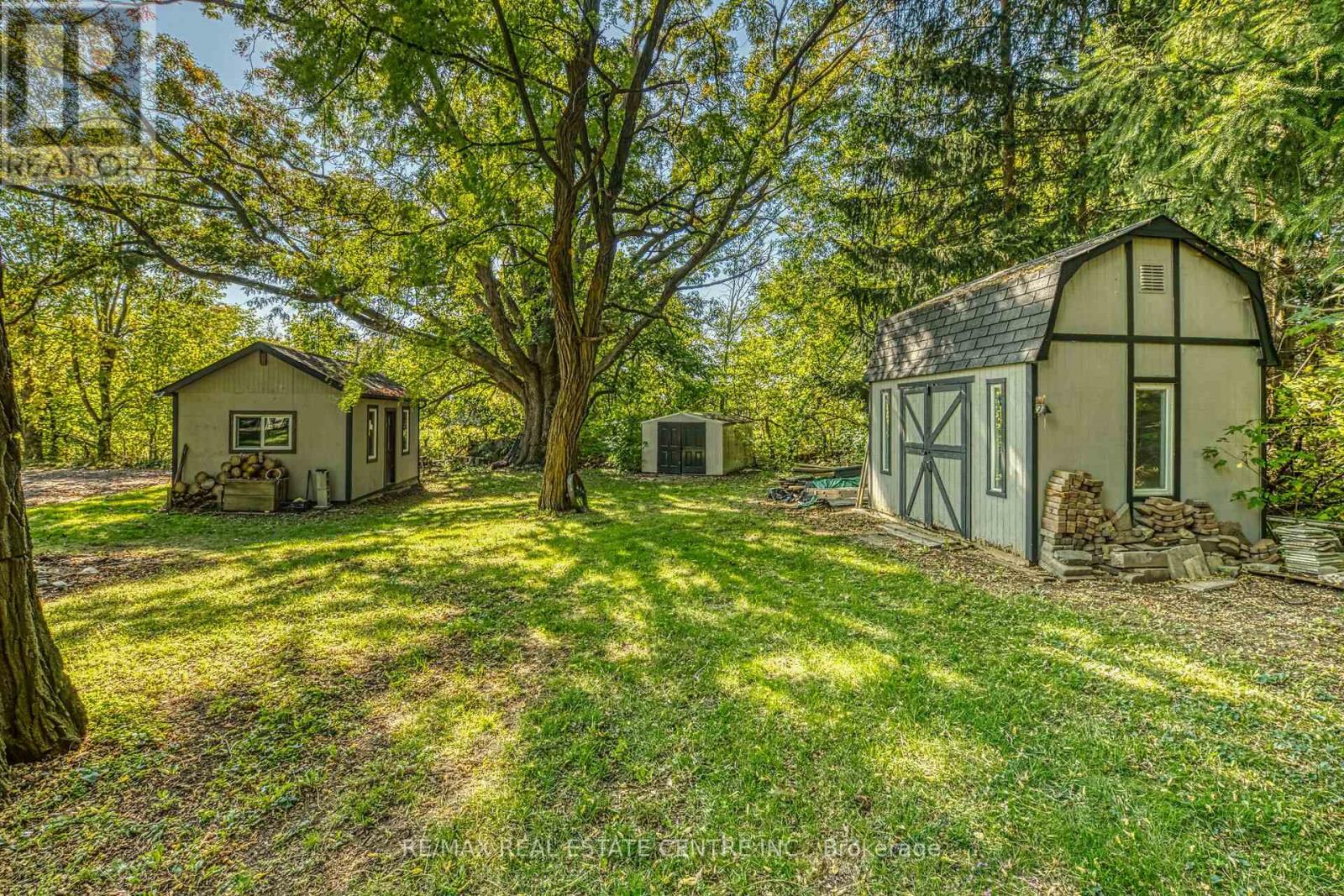 5590 Blind Line Property Photo 40