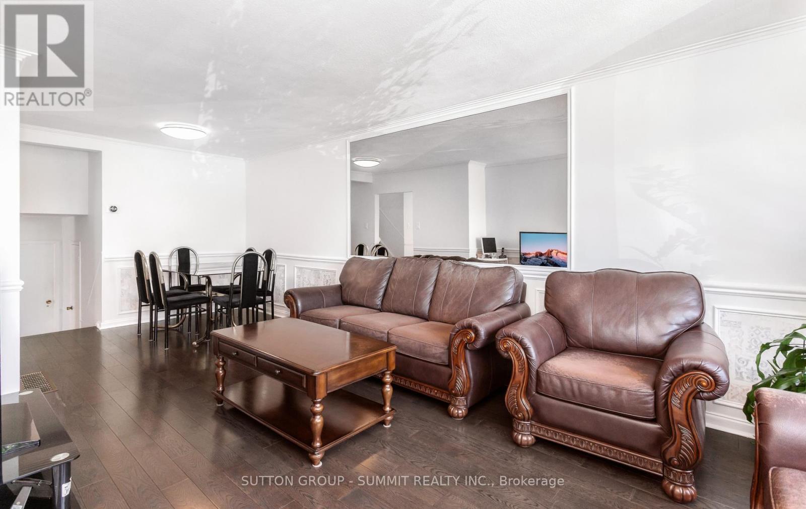 109 Elnathan Crescent Property Photo 10