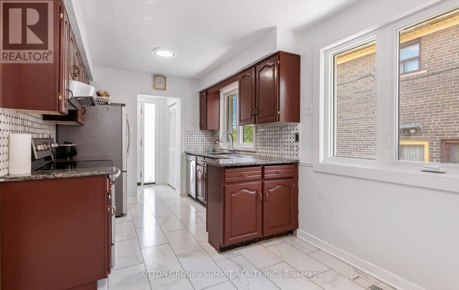 109 Elnathan Crescent Property Photo 19