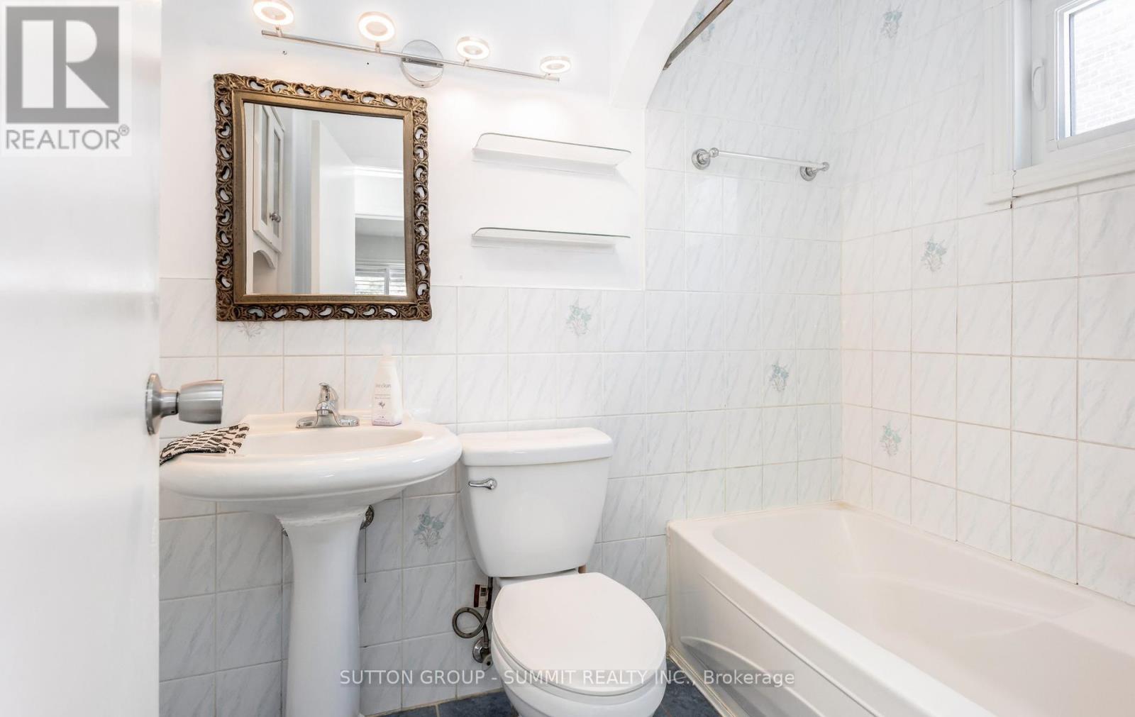 109 Elnathan Crescent Property Photo 36