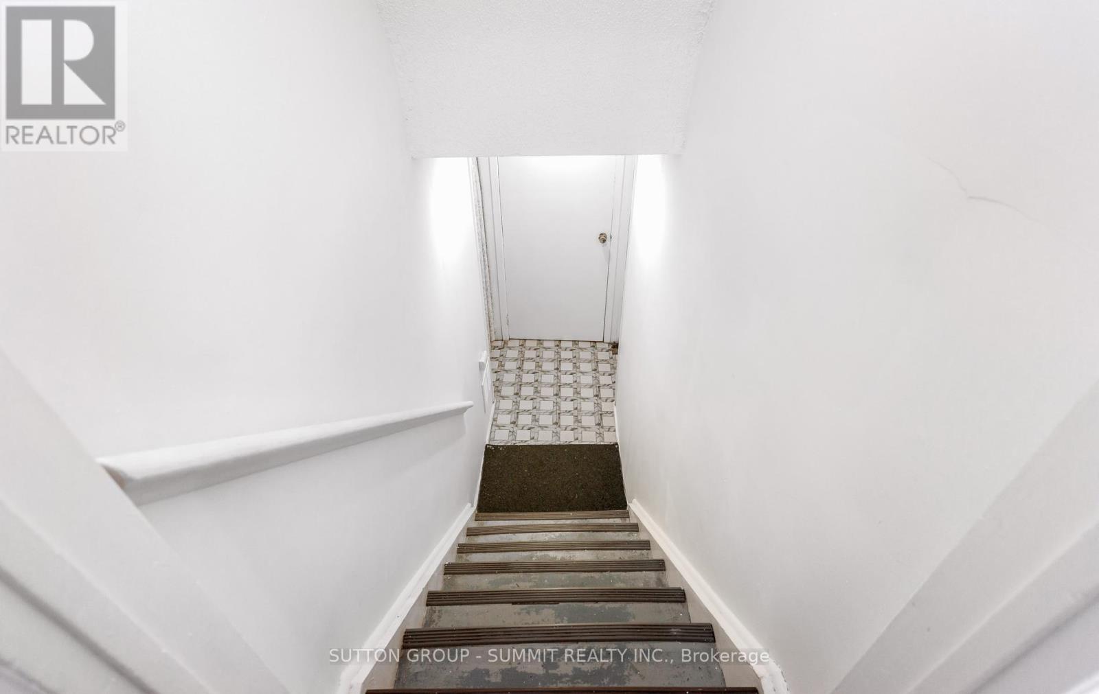 109 Elnathan Crescent Property Photo 37