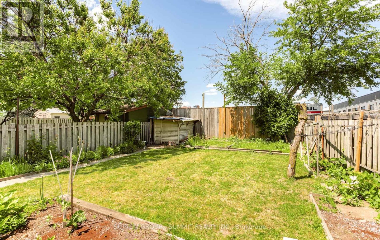 109 Elnathan Crescent Property Photo 49