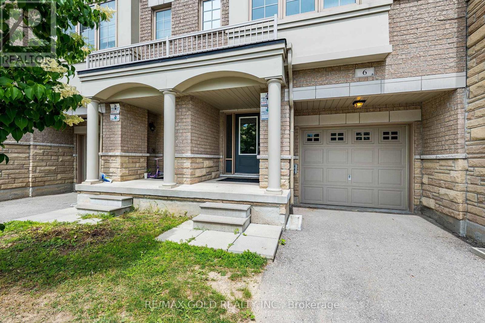 151 - 6 Pulberry Close Property Photo 4