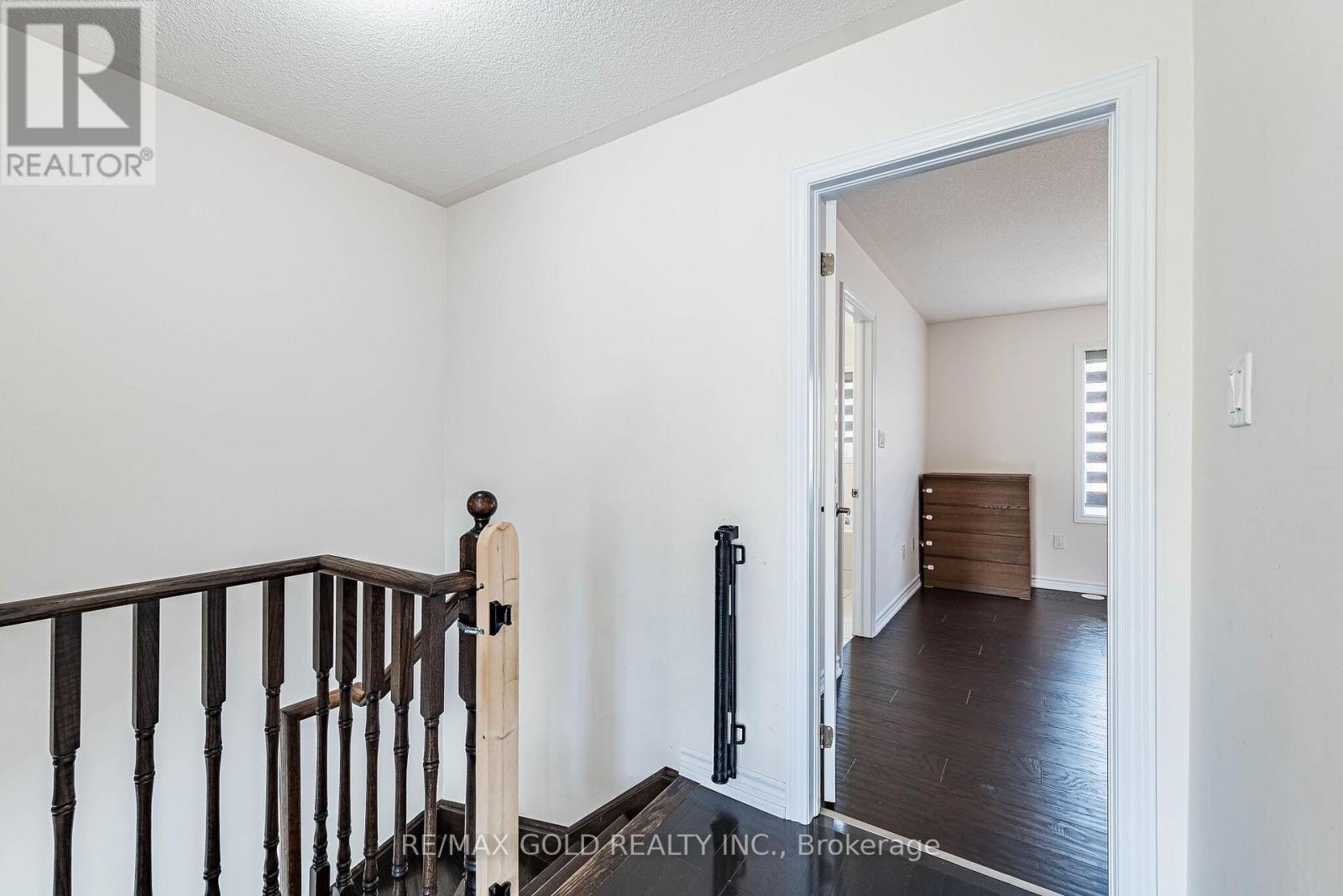 151 - 6 Pulberry Close Property Photo 24