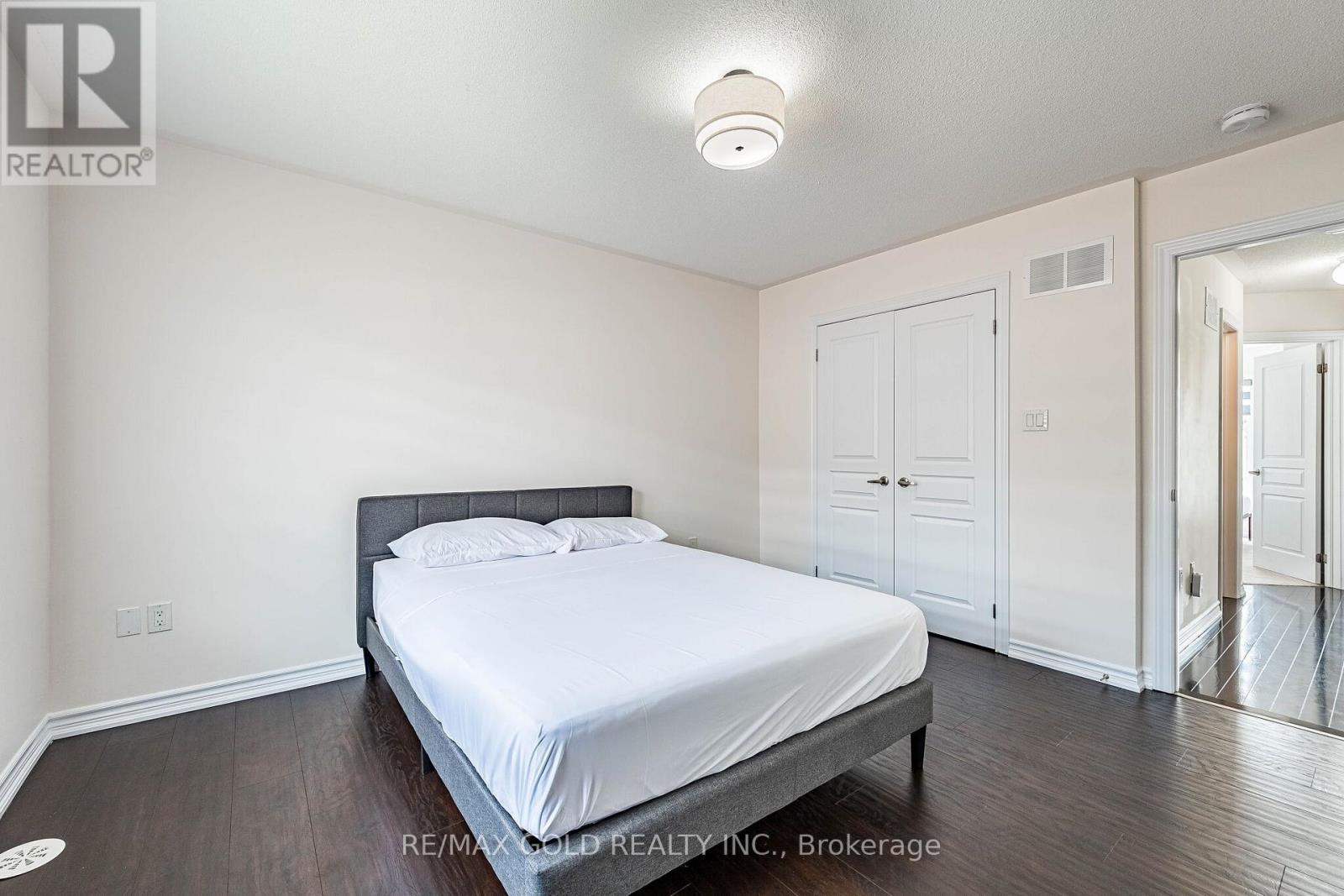 151 - 6 Pulberry Close Property Photo 27