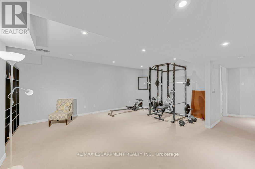 2597 Addingham Crescent Property Photo 23