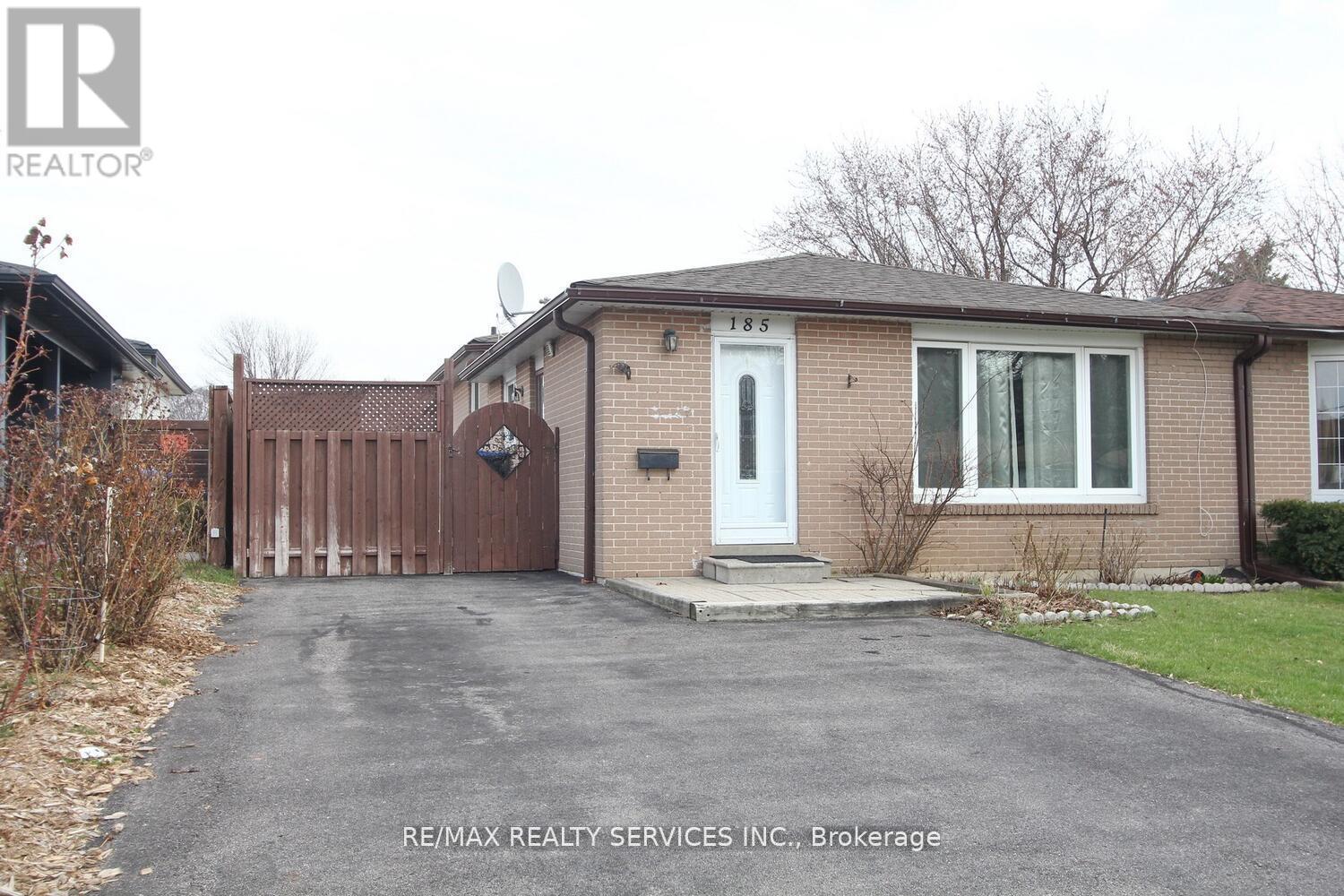 185 EARNSCLIFFE CIRCLE