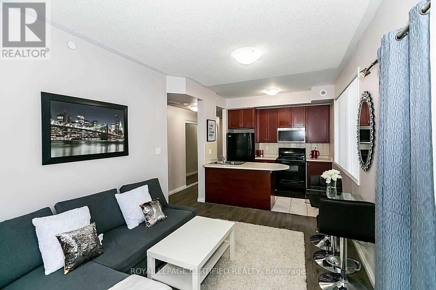 103 - 3075 Thomas Street Property Photo 5