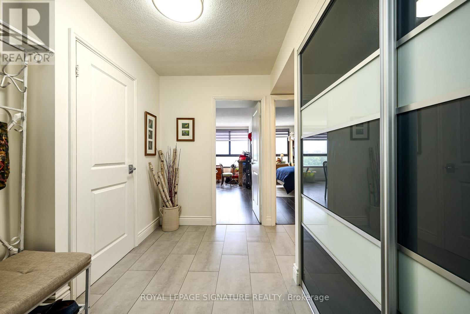 907 - 1300 Bloor Street Property Photo 3