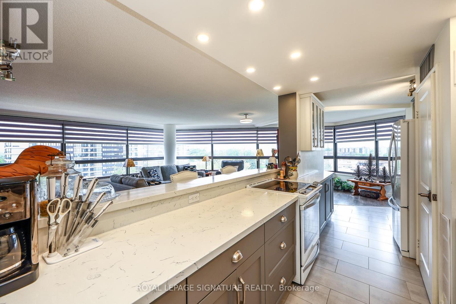 907 - 1300 Bloor Street Property Photo 10