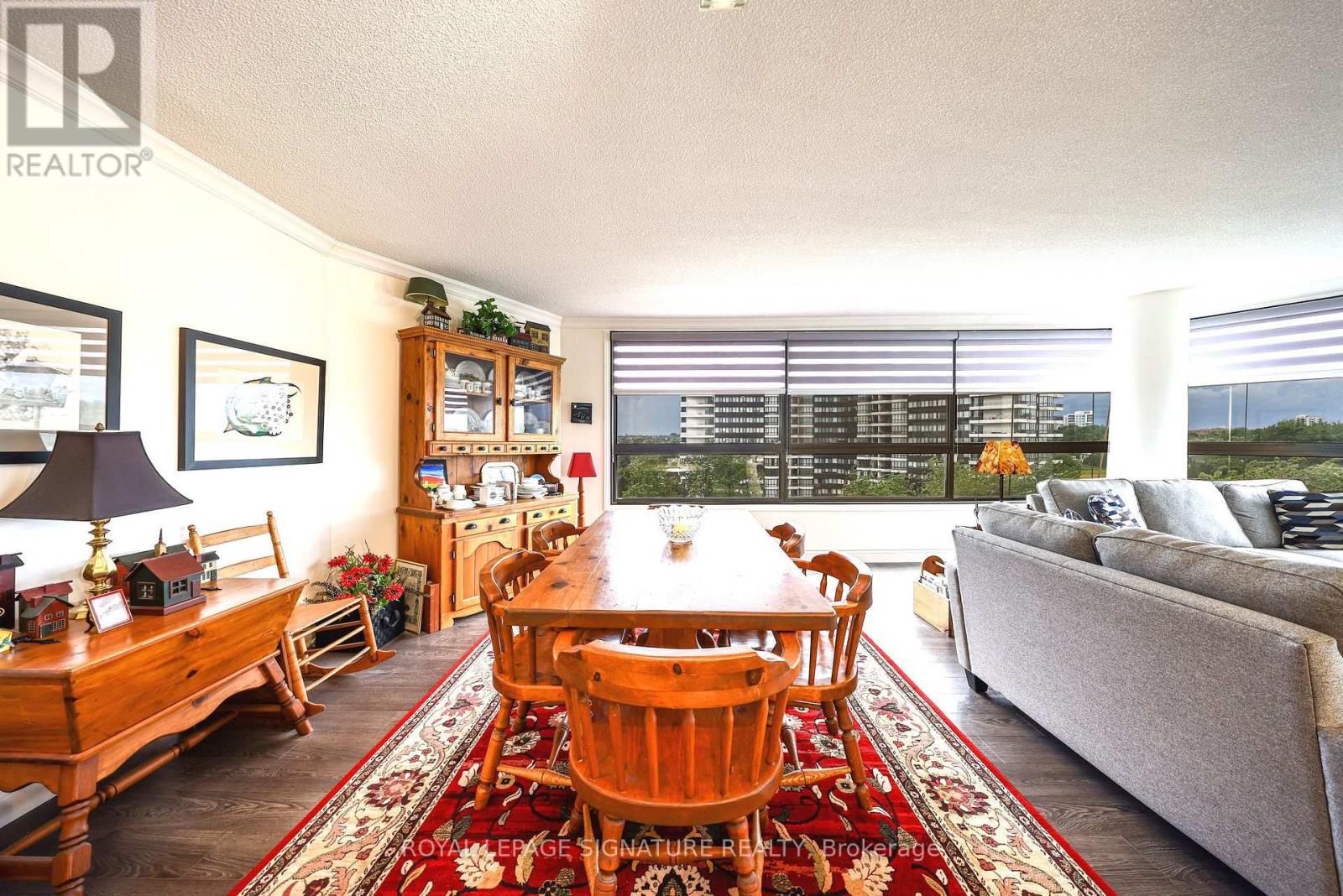 907 - 1300 Bloor Street Property Photo 18
